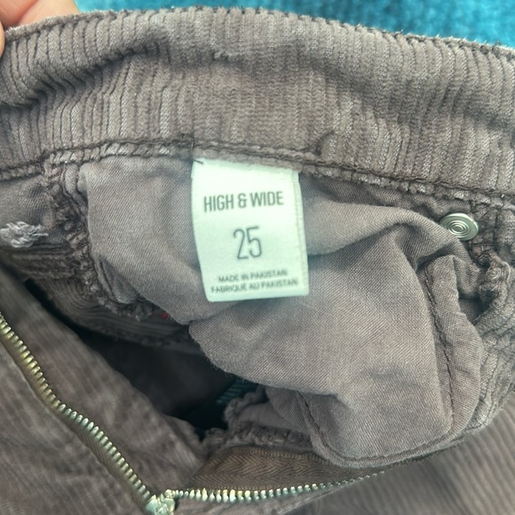 Size 25 urban outfitters BDG high and wide corduroy pants - Picture 4 of 5